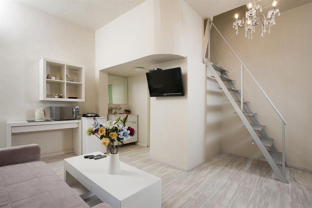 Levy - Neve Tzedek Aparthotel Tel-Aviv Szoba fotó