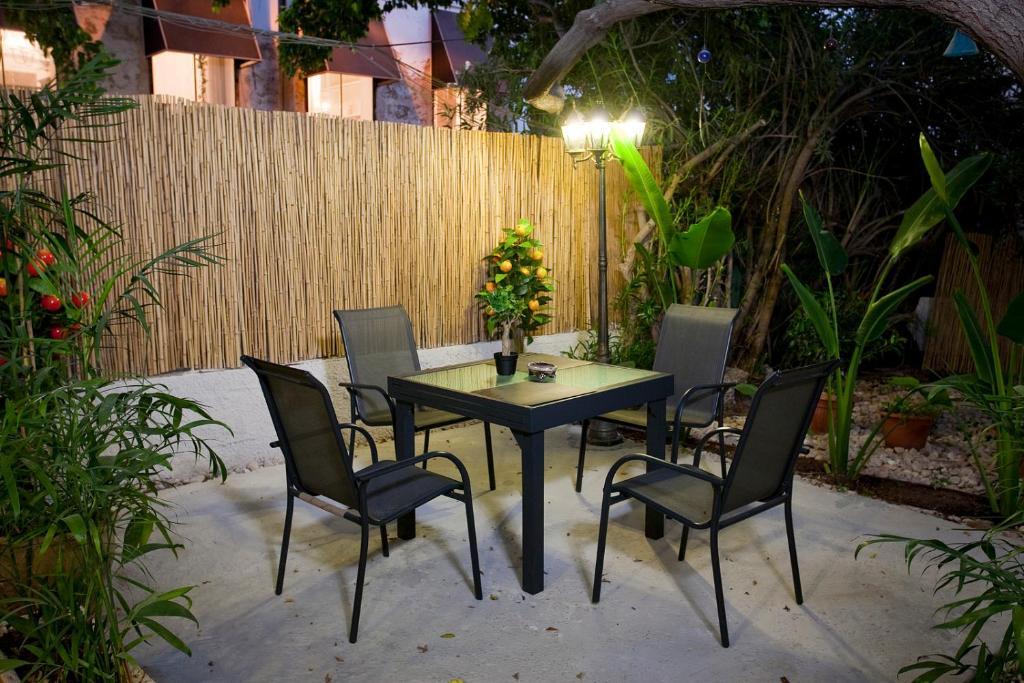 Levy - Neve Tzedek Aparthotel Tel-Aviv Szoba fotó